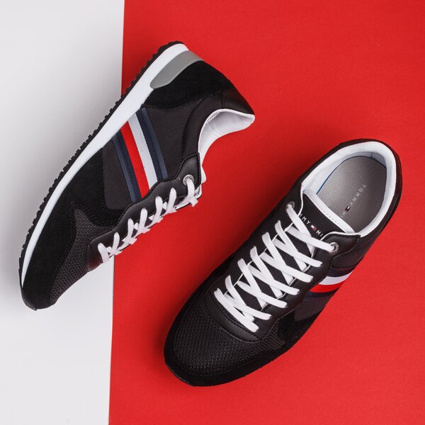 Męskie sneakersy (buty) TOMMY HILFIGER ICONIC MATERIAL MIX RUNNER fm0fm02667bds kolor czarny