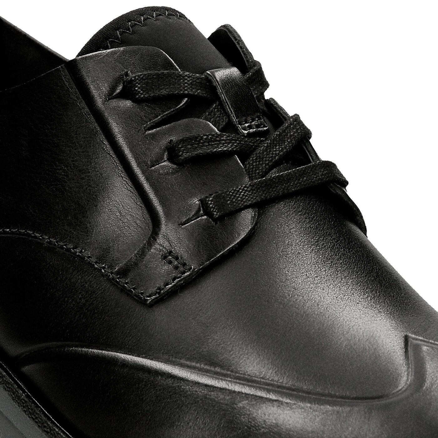 Męskie półbuty CLARKS TRIGEN WING 26128346 kolor czarny