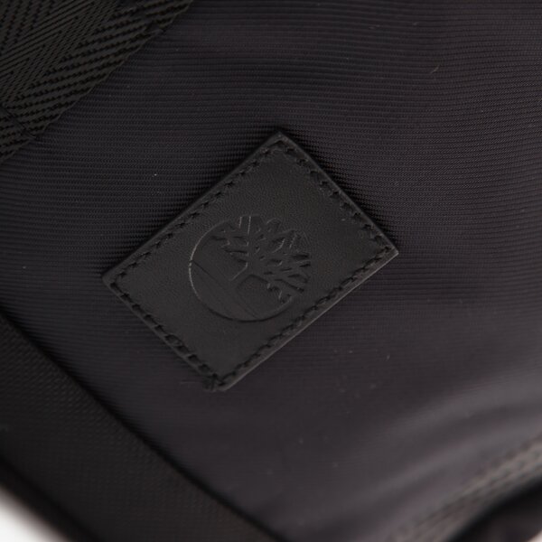 Damski plecak TIMBERLAND PLECAK 27L CITY PACK j0940001 kolor czarny