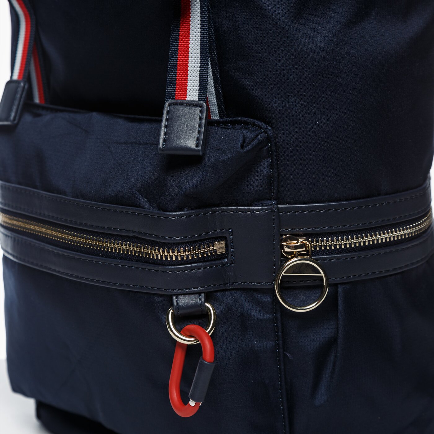 Damska torebka TOMMY HILFIGER TOREBKA EXPLORER BACKPACK aw0aw05663413 kolor granatowy