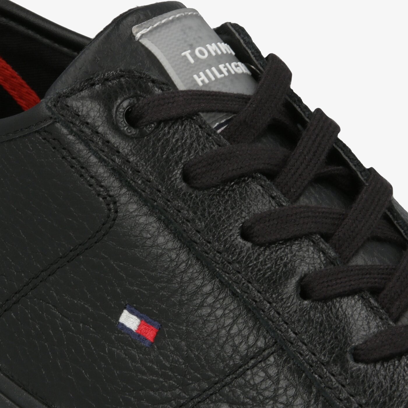 Męskie trampki TOMMY HILFIGER CORE CORPORATE FLAG SNEAKER fm0fm02593bds kolor czarny