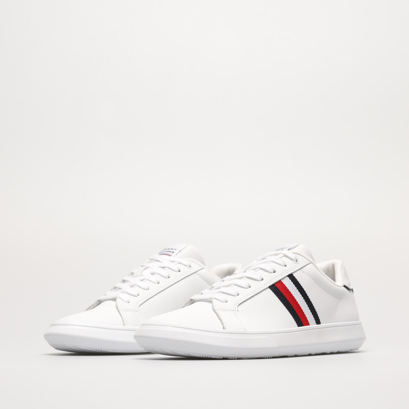 Męskie sneakersy (buty) TOMMY HILFIGER CORPORATE LEATHER CUP STRIPES fm0fm04732ybs kolor biały