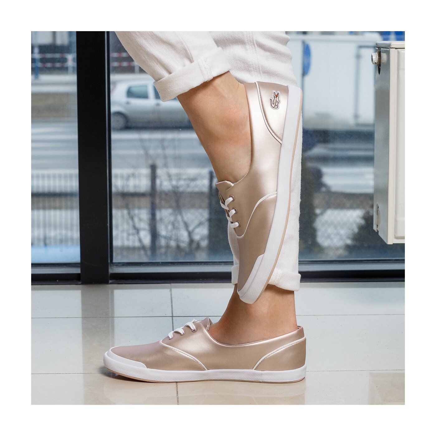 Damskie trampki LACOSTE LANCELLE 3 EYE 117 1 733caw103115j kolor złoty