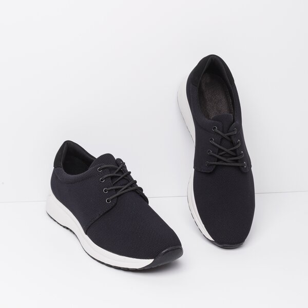 Damskie sneakersy (buty) VAGABOND CINTIA 4928-080-20 kolor czarny