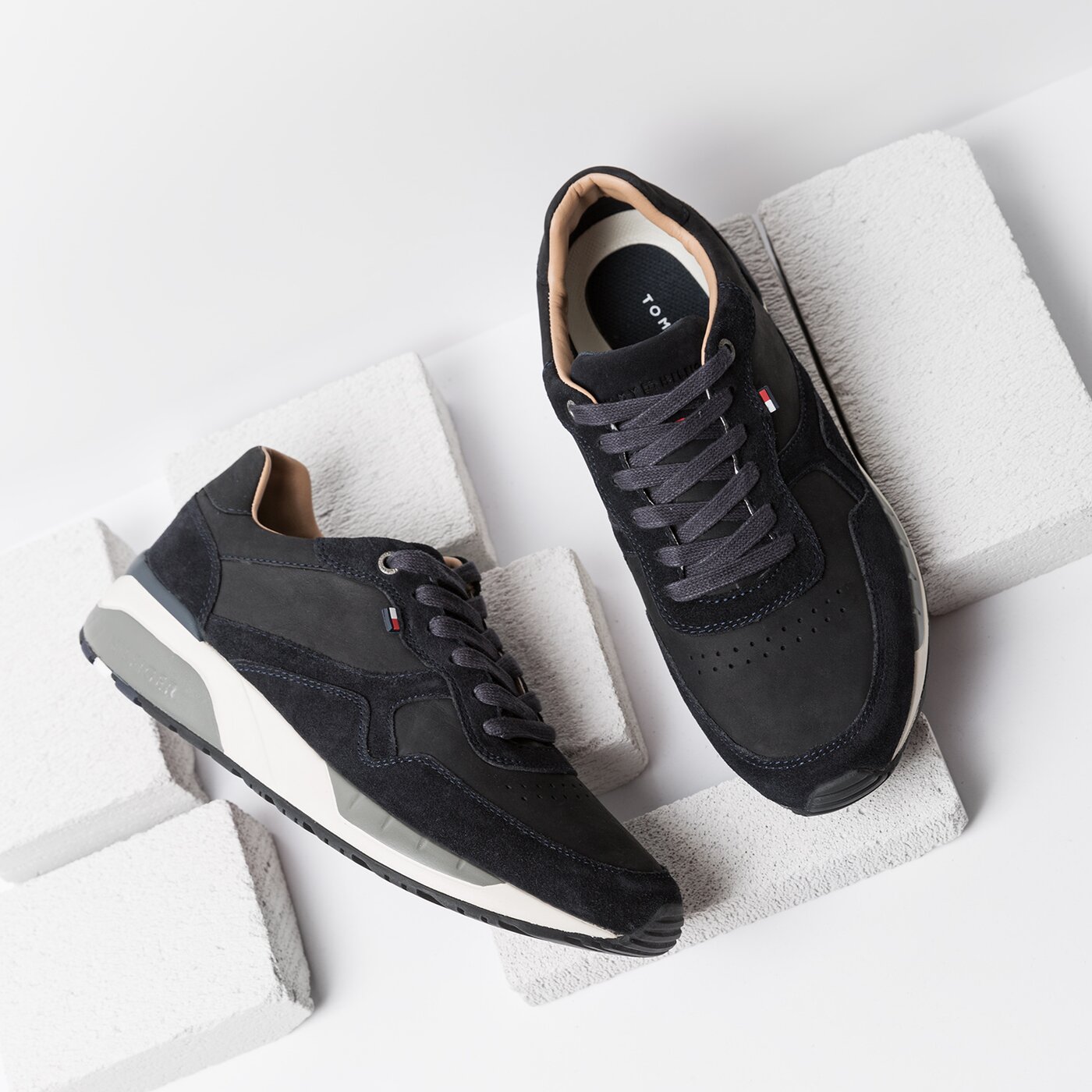 Męskie sneakersy (buty) TOMMY HILFIGER RUSH 1C1 fm0fm00918403 kolor czarny