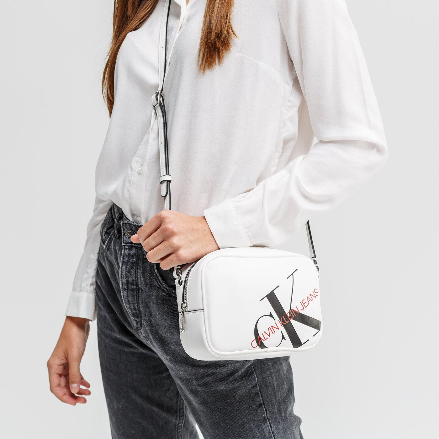 Damska torebka CALVIN KLEIN TOREBKA CAMERA BAG k60k606854yaf kolor multicolor