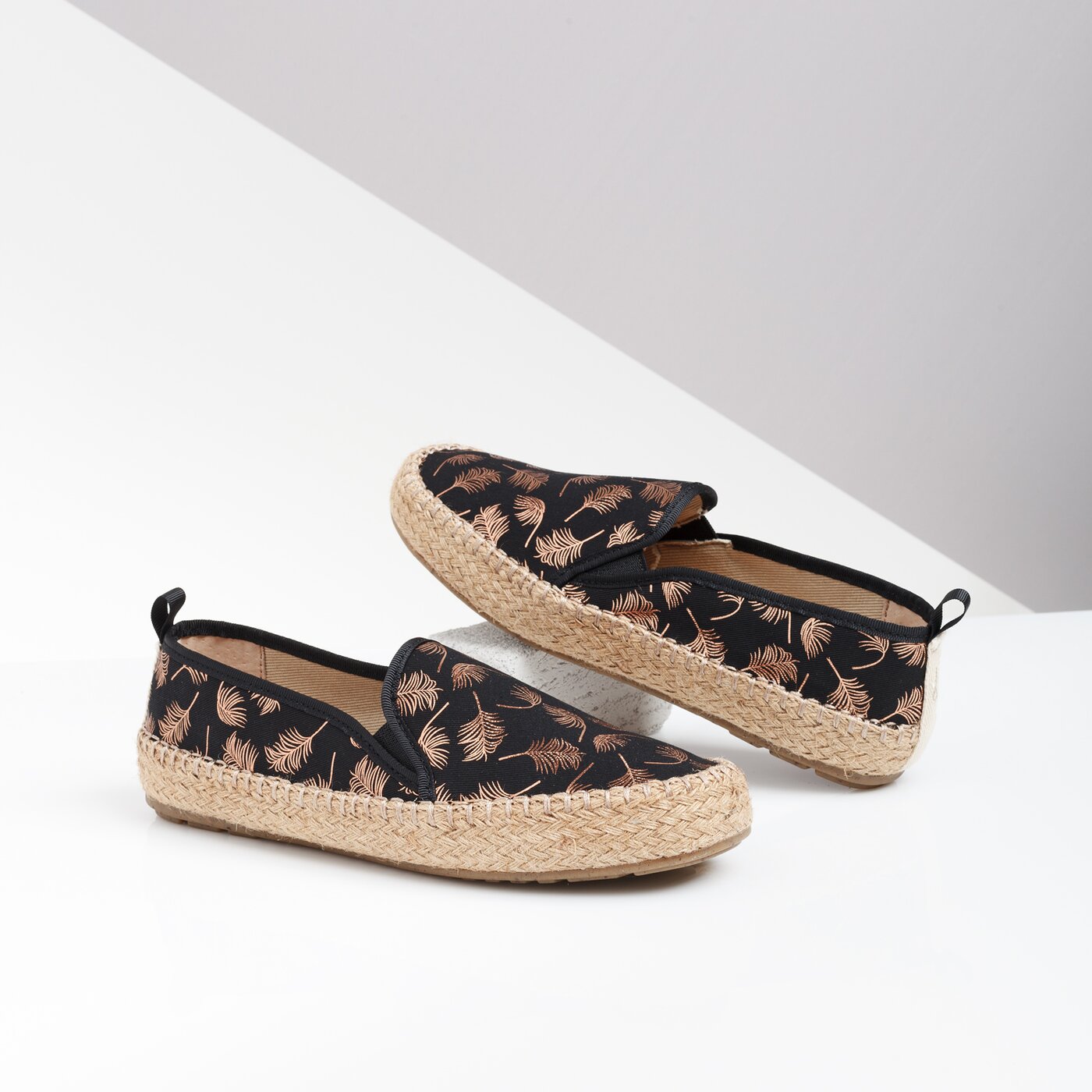 Damskie espadryle EMU GUM w11385blackfoilprint kolor czarny