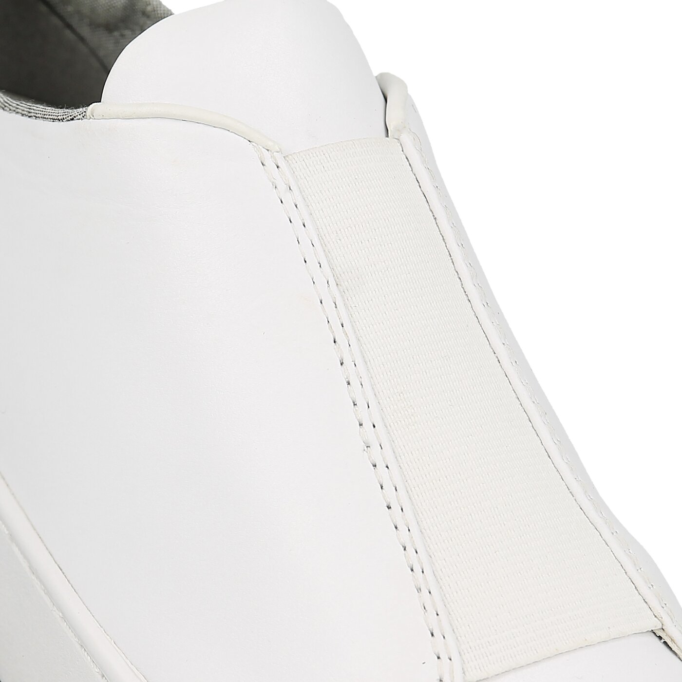 Damskie trampki VAGABOND ZOE 432620101 kolor biały