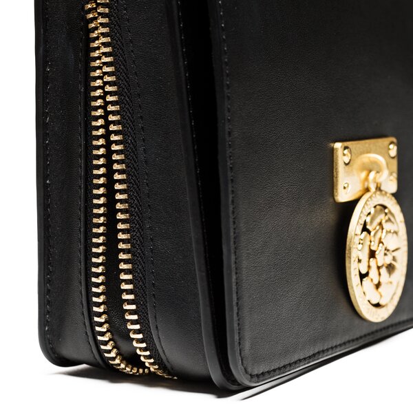 Damska torebka GUESS TORBA ALEXIS CROSSBODY FLAP hwalecl8321bla kolor czarny