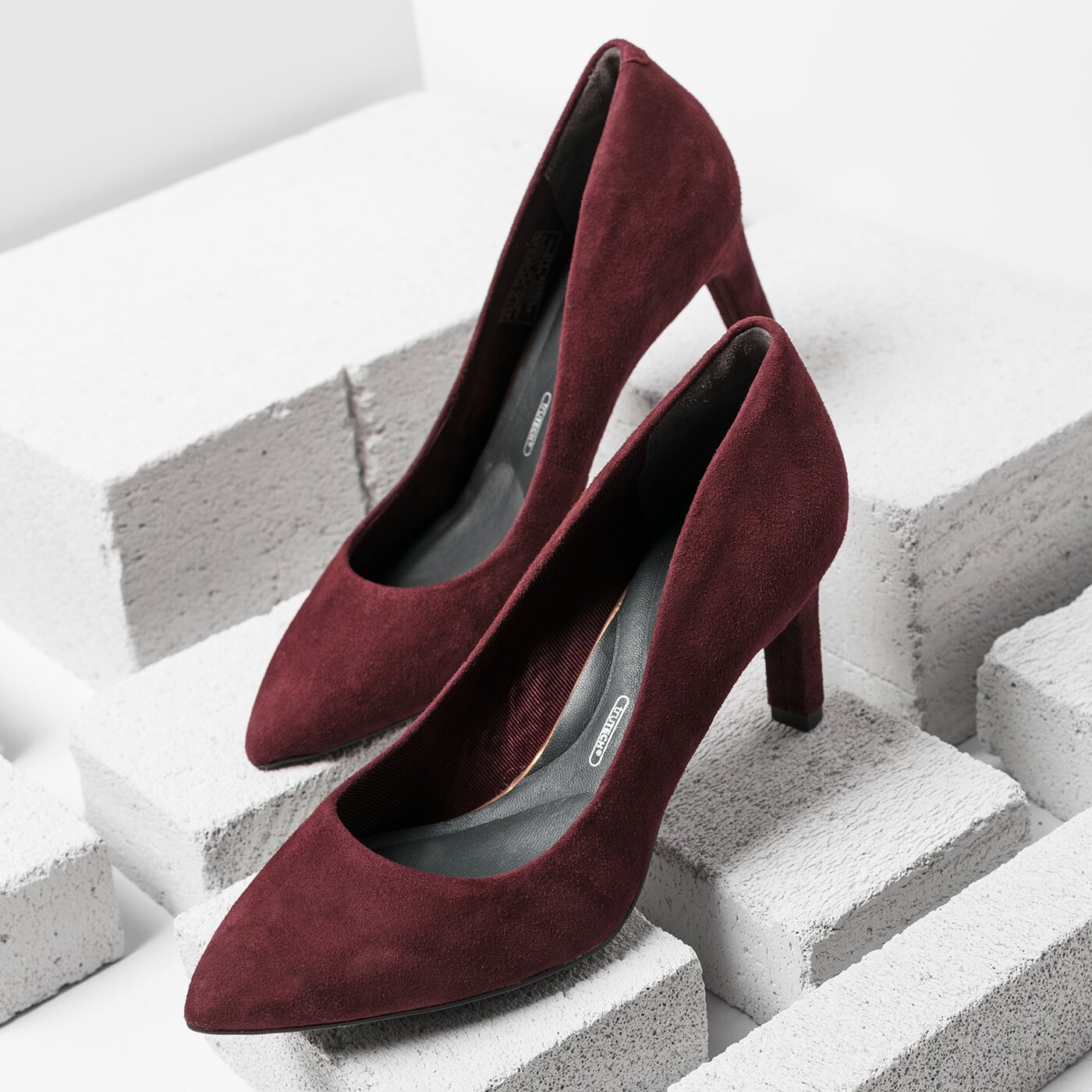 Damskie szpilki / czółenka ROCKPORT TM VALERIE LUXE PUMP cg7825 kolor bordowy