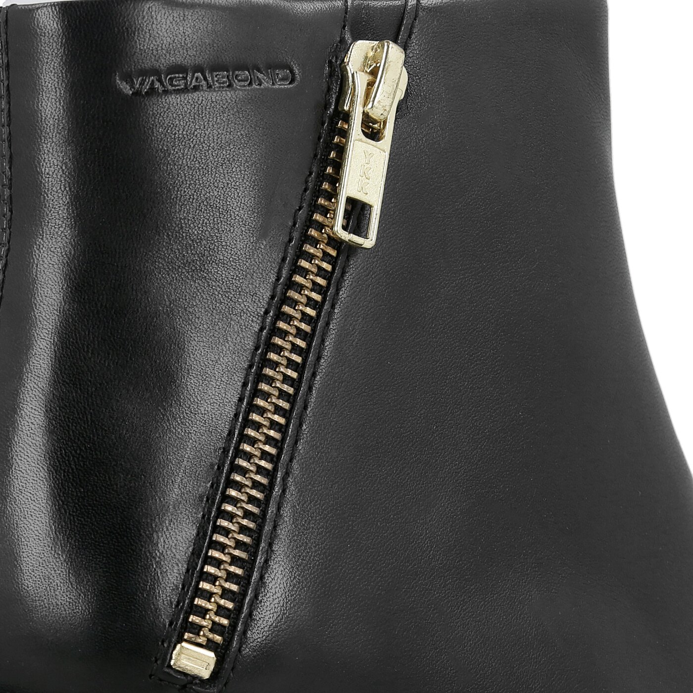 Damskie botki / sztyblety VAGABOND GRACE BLACK LEATHER 442820120 kolor czarny