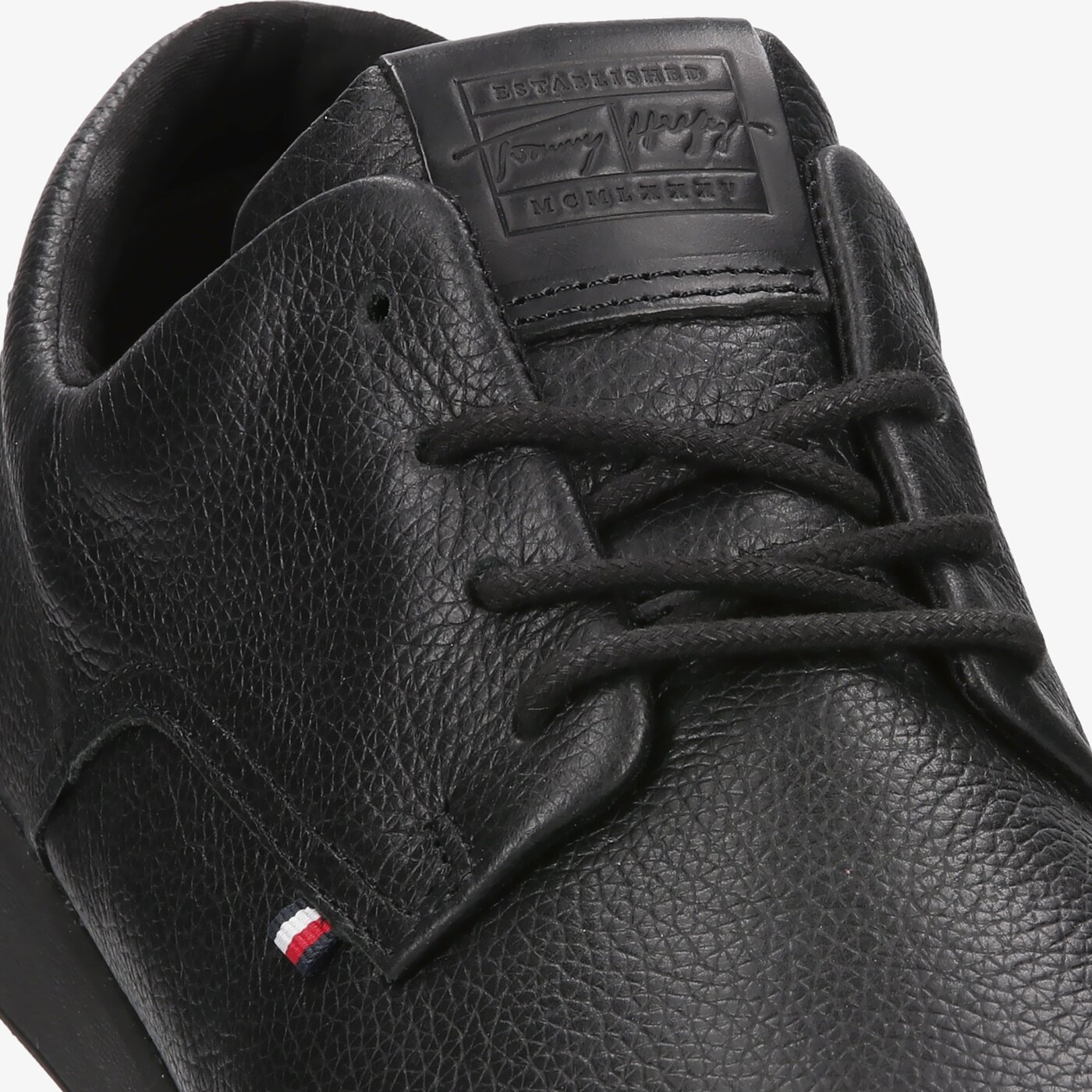 Męskie półbuty TOMMY HILFIGER LIGHTWEIGHT LEATHER HYBRID SHOE fm0fm03600bds kolor czarny