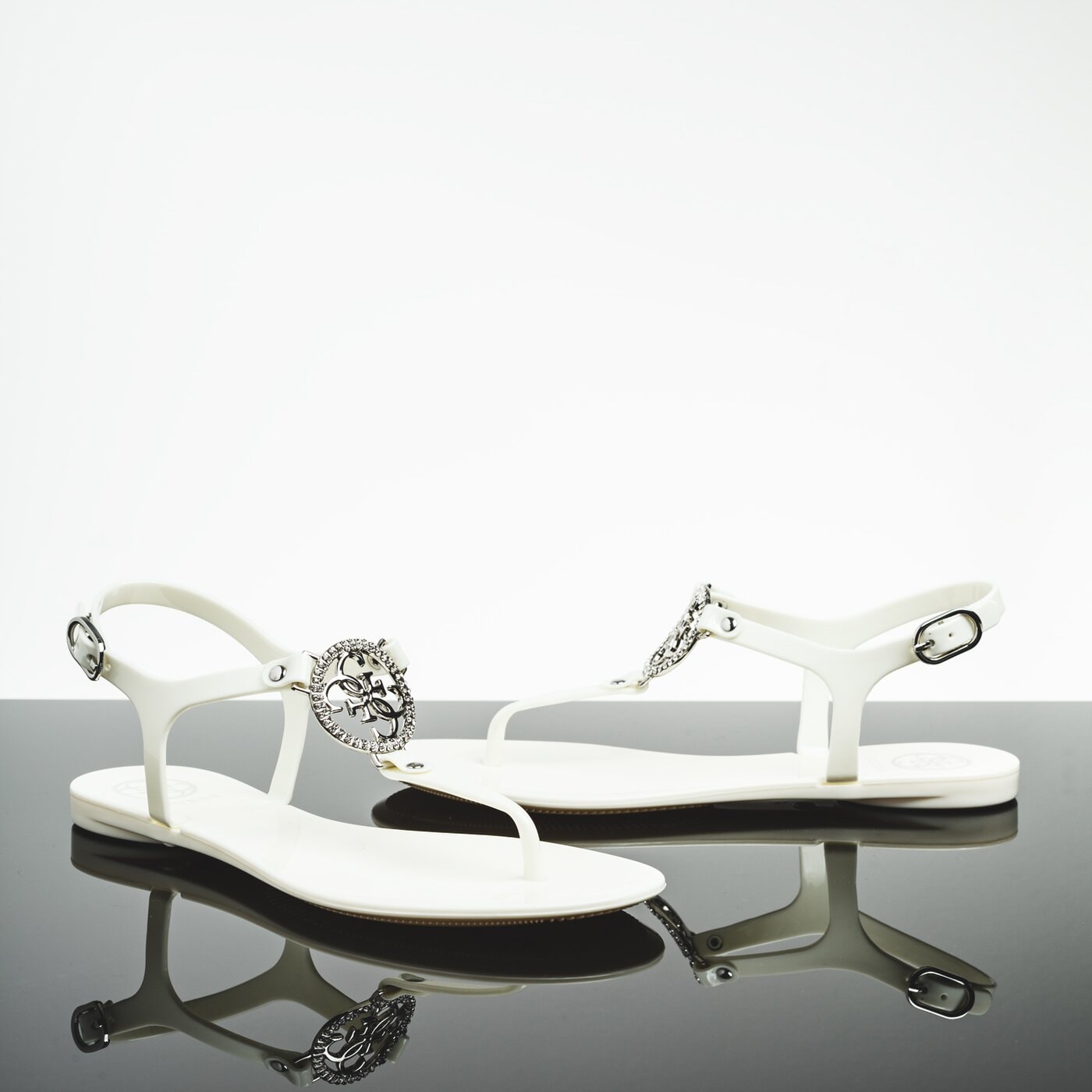 Damskie sandały GUESS JACODE fl6jacrub21white kolor biały