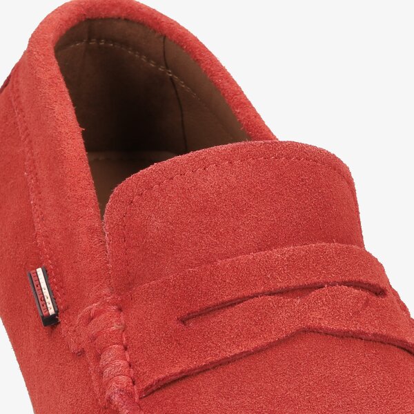 Męskie półbuty TOMMY HILFIGER CLASSIC SUEDE DRIVER fm0fm02725xng kolor czerwony