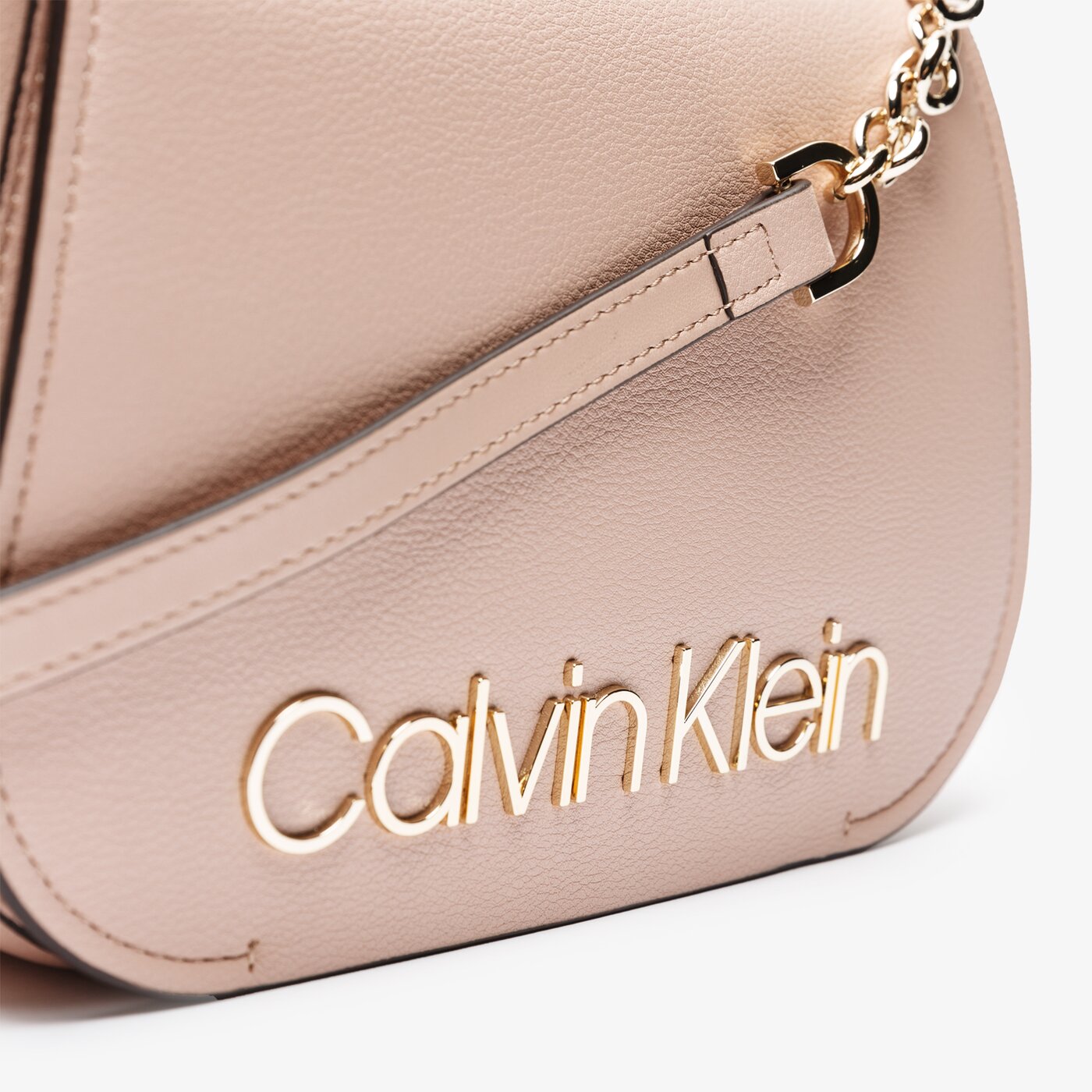 Damska torebka CALVIN KLEIN TOREBKA DRESSED UP XBODY k60k605374646 kolor różowy