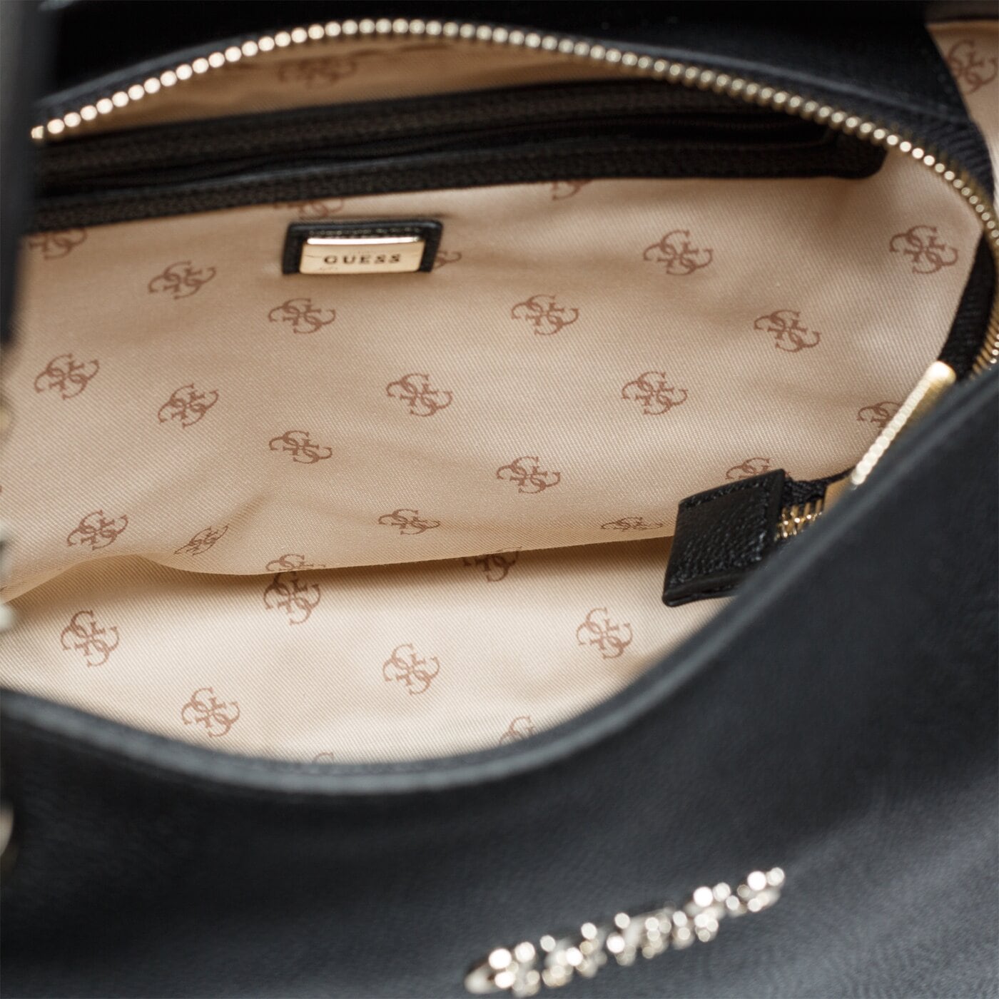 Damska torebka GUESS TOREBKA G CHAIN TOTE hwvg7739240bla kolor czarny