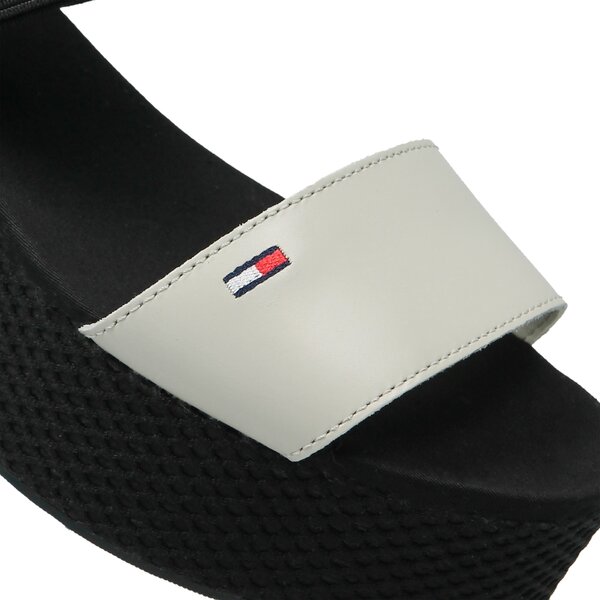 Damskie klapki TOMMY HILFIGER MATERIAL MIX FLATFORM SANDAL en0en00217156 kolor czarny