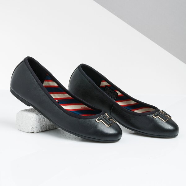 Damskie baleriny (buty) TOMMY HILFIGER ESSENTIAL LEATHER BALLERINA fw0fw04316990 kolor czarny