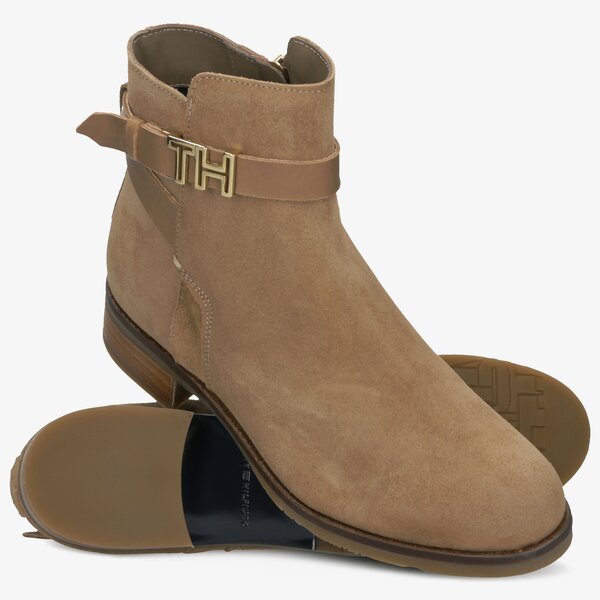 tommy hilfiger th hardware flat bootie