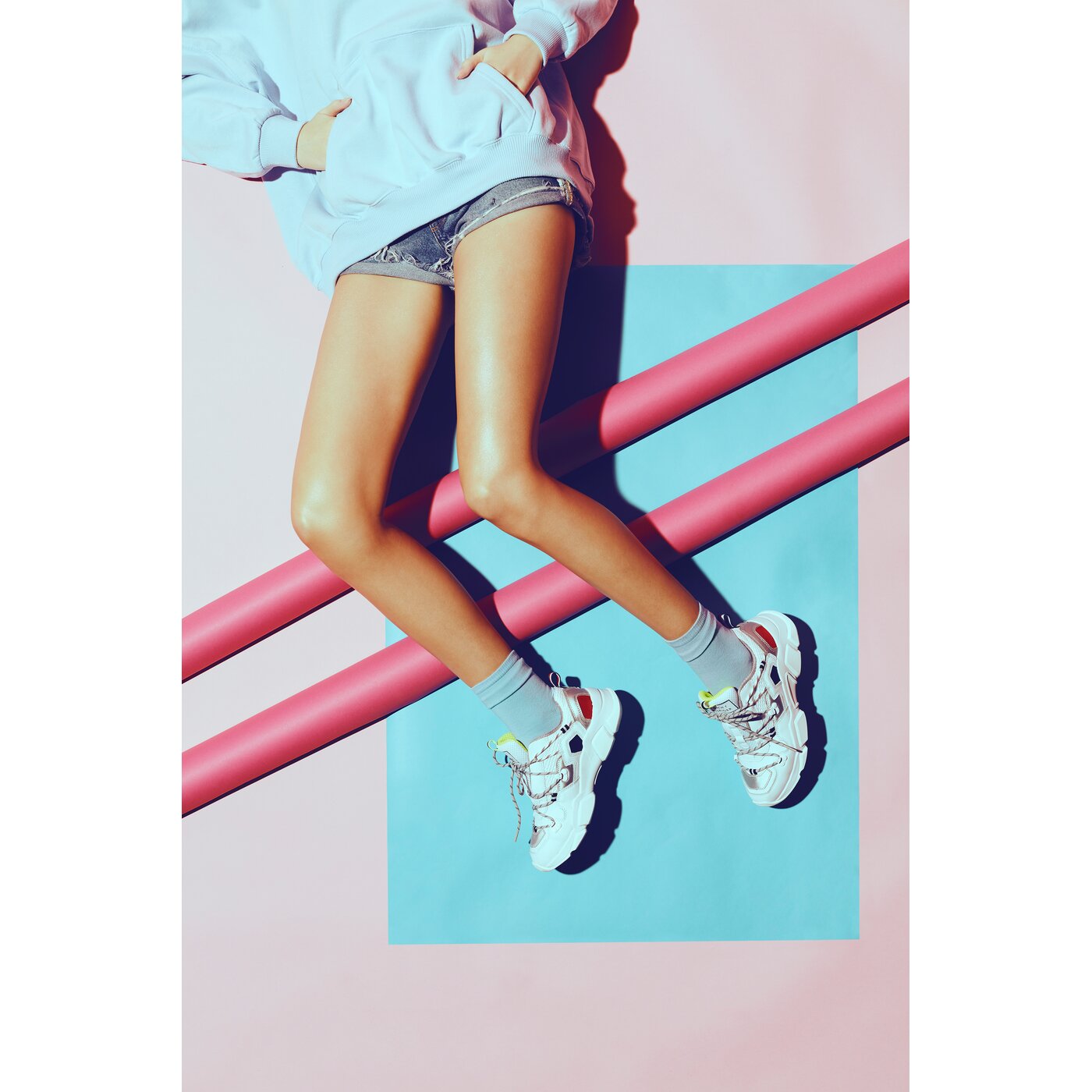 Damskie sneakersy (buty) TOMMY HILFIGER CITY VOYAGER CHUNKY SNEAKER fw0fw04610ybs kolor biały