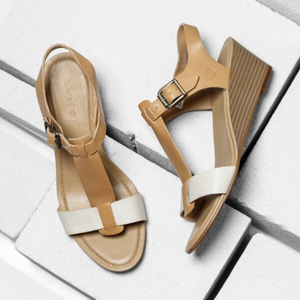 Damskie sandały TIMBERLAND SIBBERN T-STRAP SAN DAL a1b8v kolor beżowy