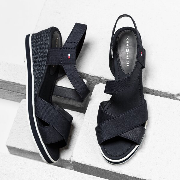 Damskie sandały TOMMY HILFIGER E1285LBASP 1D1 fw0fw01052403 kolor granatowy