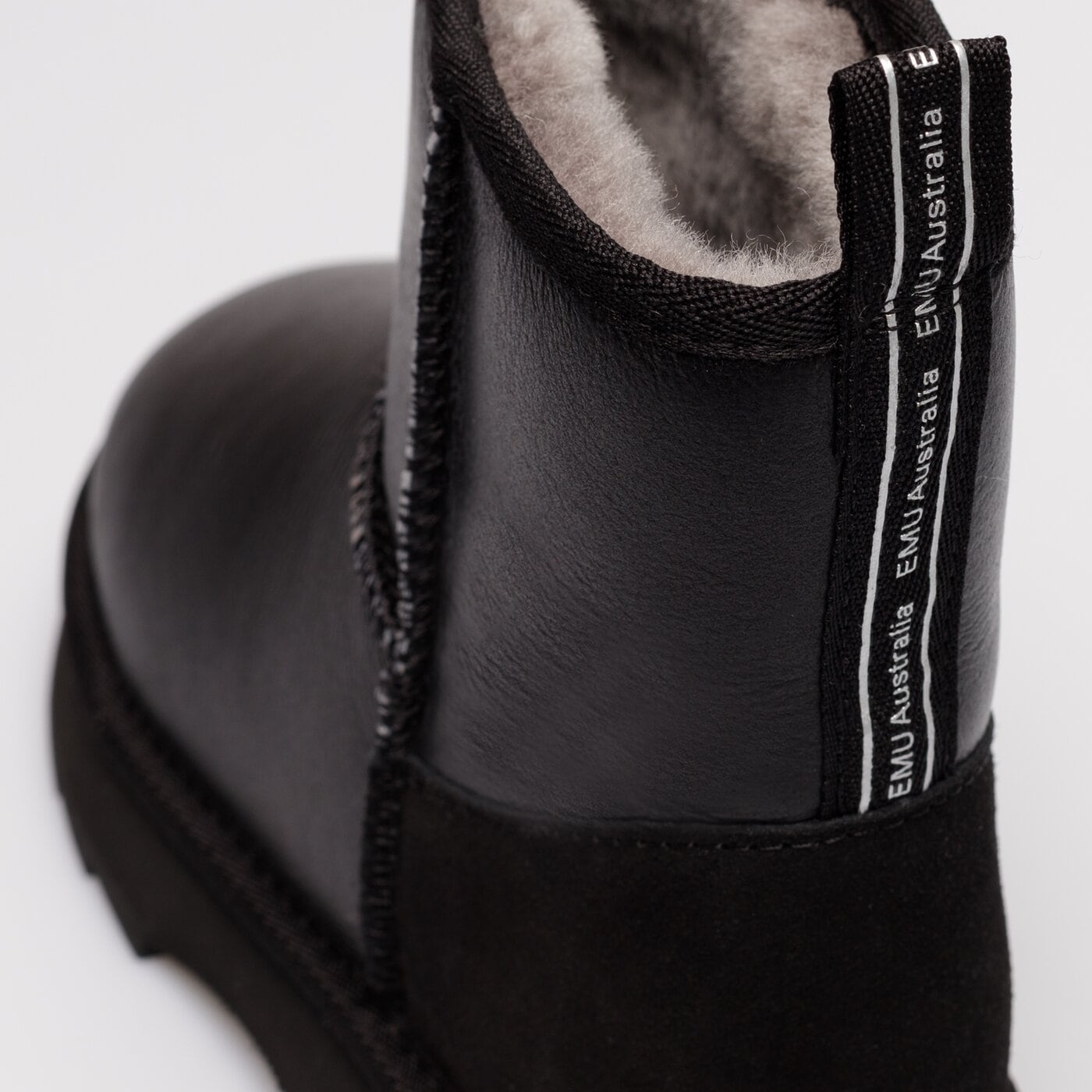 Damskie śniegowce EMU AUSTRALIA SHARKY MINI TOWN w12637black kolor czarny