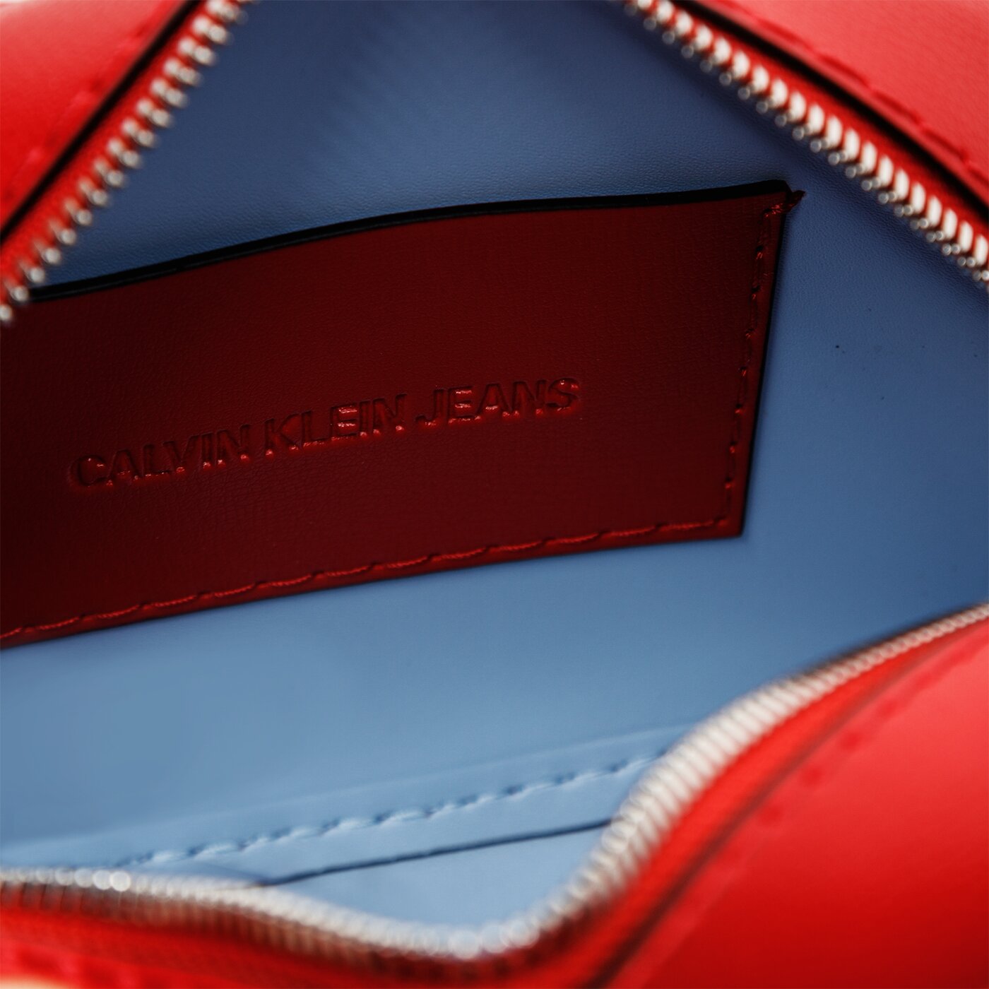 Damska torebka CALVIN KLEIN TOREBKA MONO HARDWARE CAMERA BAG k60k606567xa9 kolor czerwony