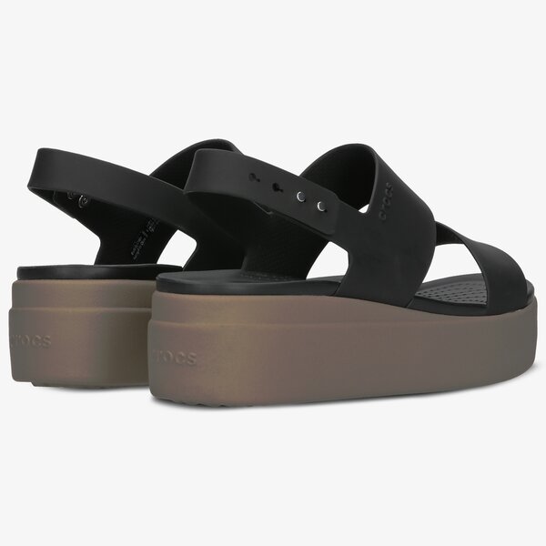 Damskie sandały CROCS BROOKLYN LOW WEDGE 20645307h kolor czarny