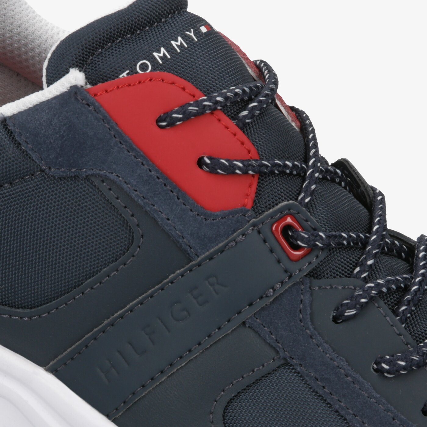 Męskie sneakersy (buty) TOMMY HILFIGER FASHION MIX SNEAKER fm0fm02389020 kolor granatowy