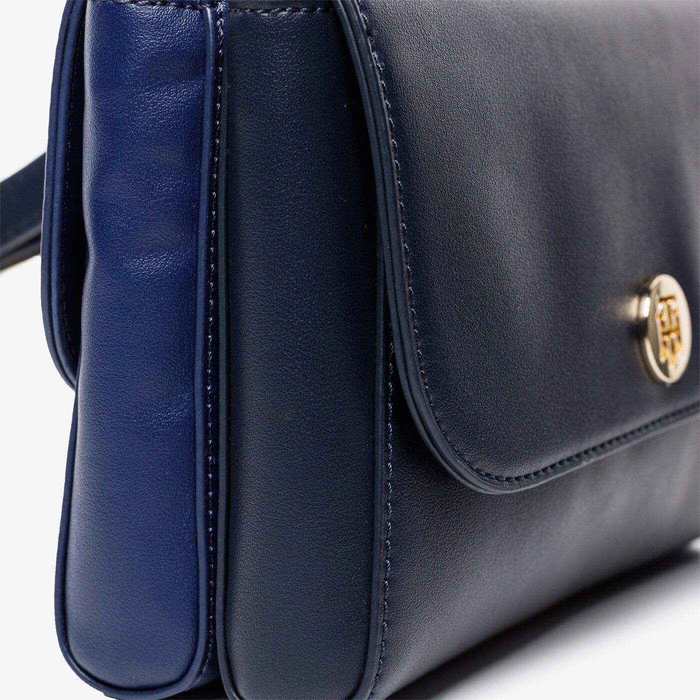 Damska nerka / saszetka TOMMY HILFIGER TOREBKA SMOOTH CROSSOVER aw0aw073290gd kolor granatowy