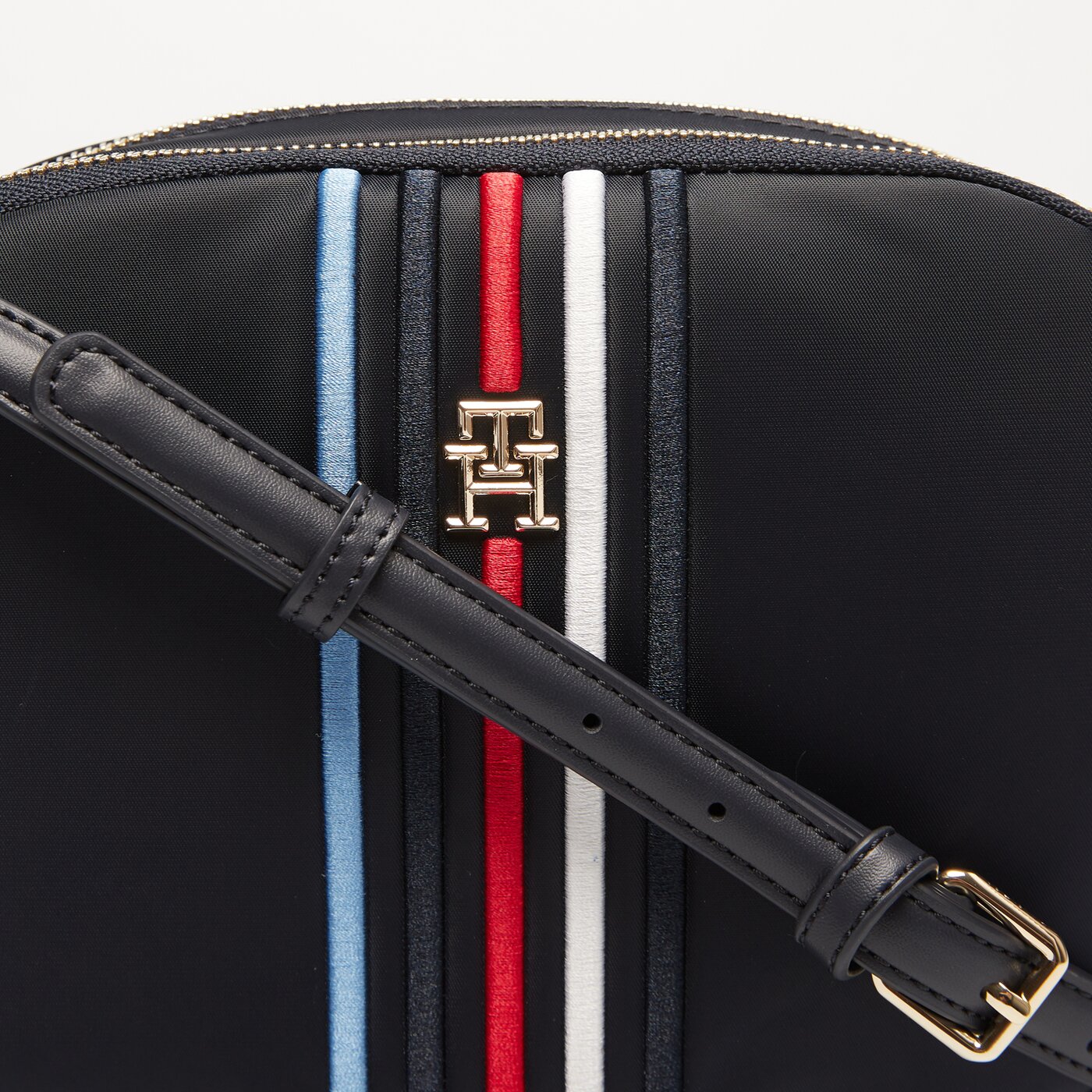 Damska torebka TOMMY HILFIGER TOREBKA POPPY CROSSOVER CORP aw0aw15985dw6 kolor granatowy