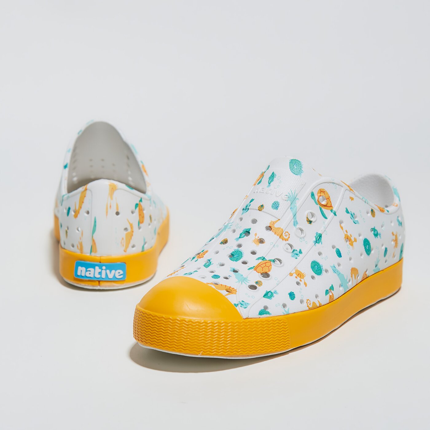 Dziecięce trampki NATIVE JEFFERSON PRINT JUNIOR 12100101-8969 kolor biały