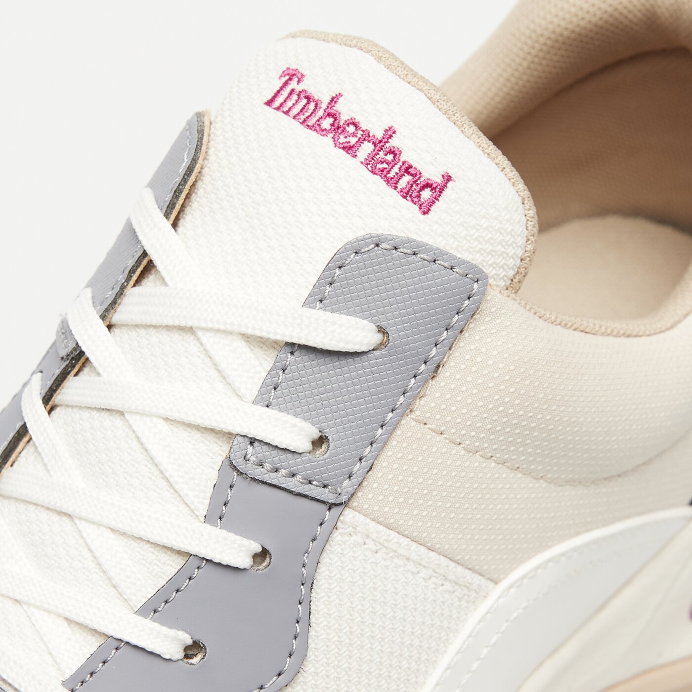 Damskie sneakersy (buty) TIMBERLAND DELPHIVILLE LOW LACE UP SNEAKER tb0a4218ezu1 kolor biały