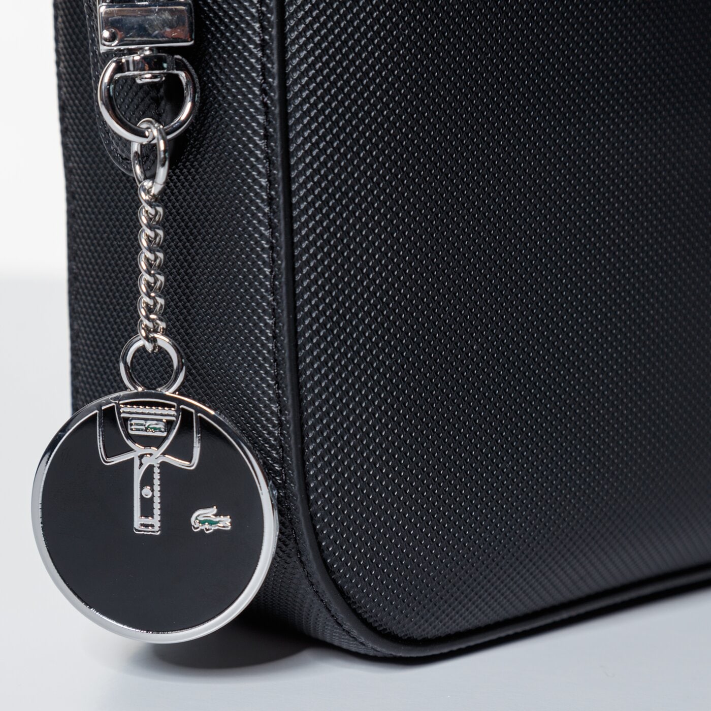 Damska torebka LACOSTE TOREBKA SQUARE CROSSOVER BAG nf2771dc000 kolor czarny