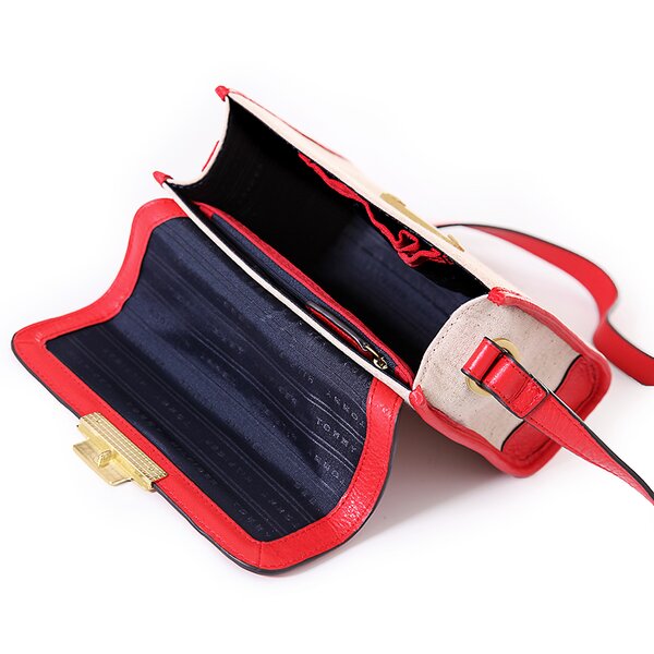 TOMMY HILFIGER TORBA EDIE CROSSOVER bw56923133807 kolor czerwony