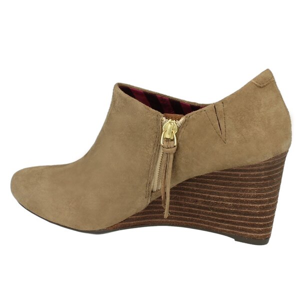 Damskie buty za kostkę TOMMY HILFIGER BELLA 2  fw56815795038 kolor beżowy