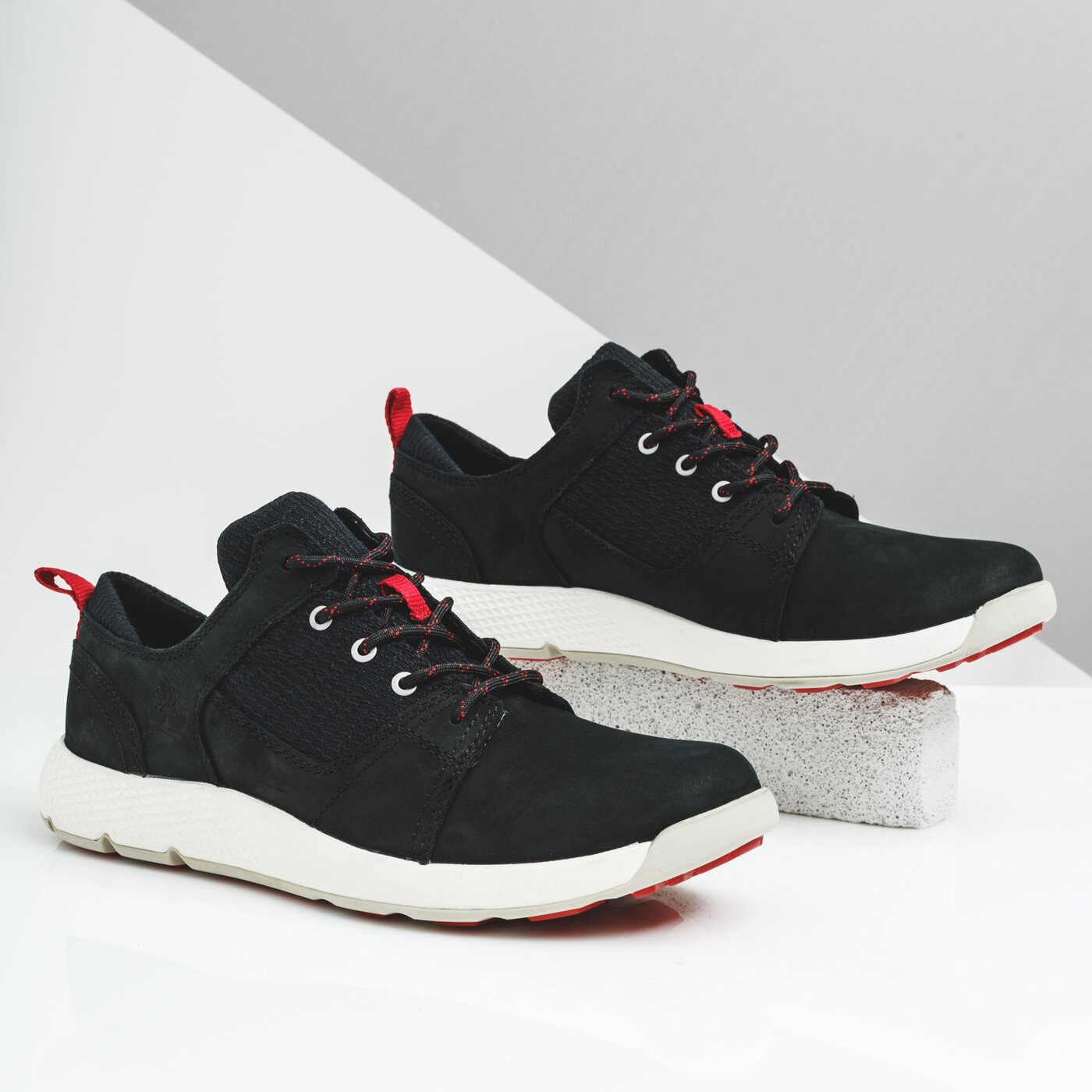 Dziecięce sneakersy (buty) TIMBERLAND FLYROAM L/F OXFORD tb0a23td0011 kolor czarny