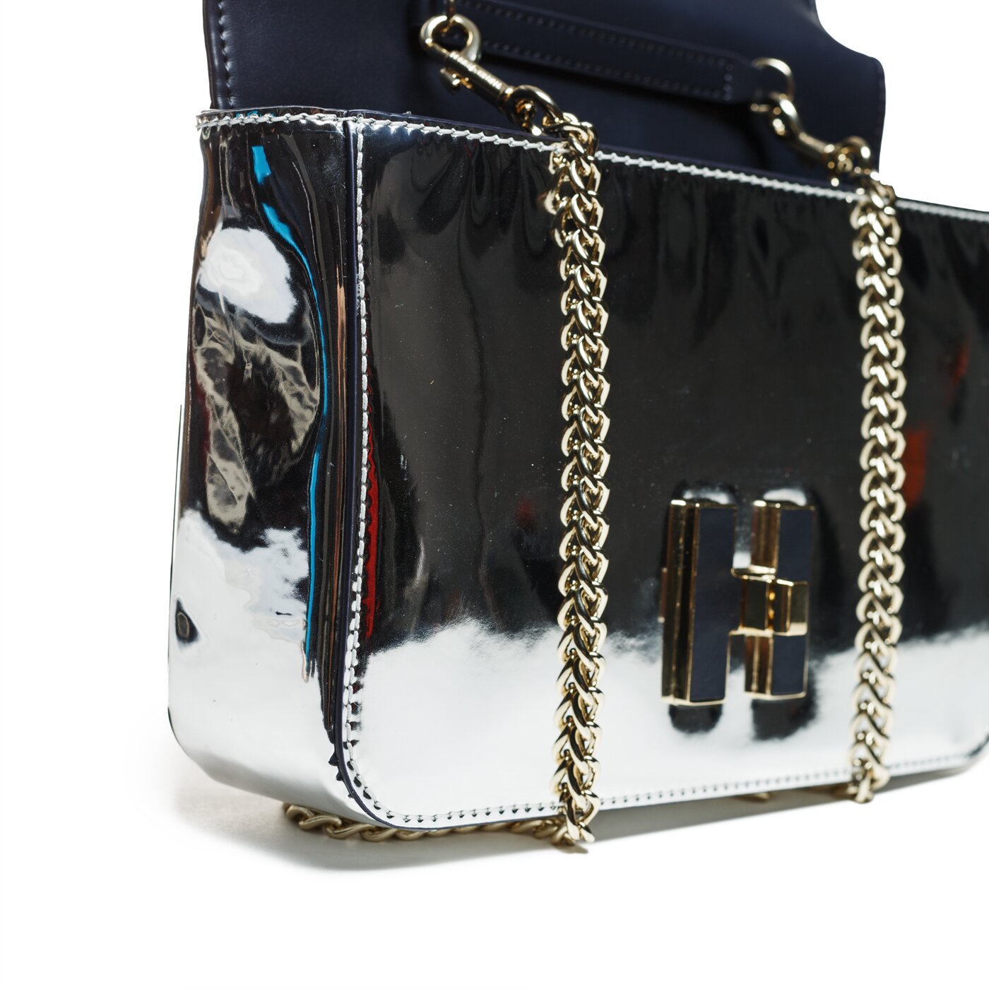 Damska torebka TOMMY HILFIGER TOREBKA HERITAGE XOVER METALLIC aw0aw05836907 kolor srebrny