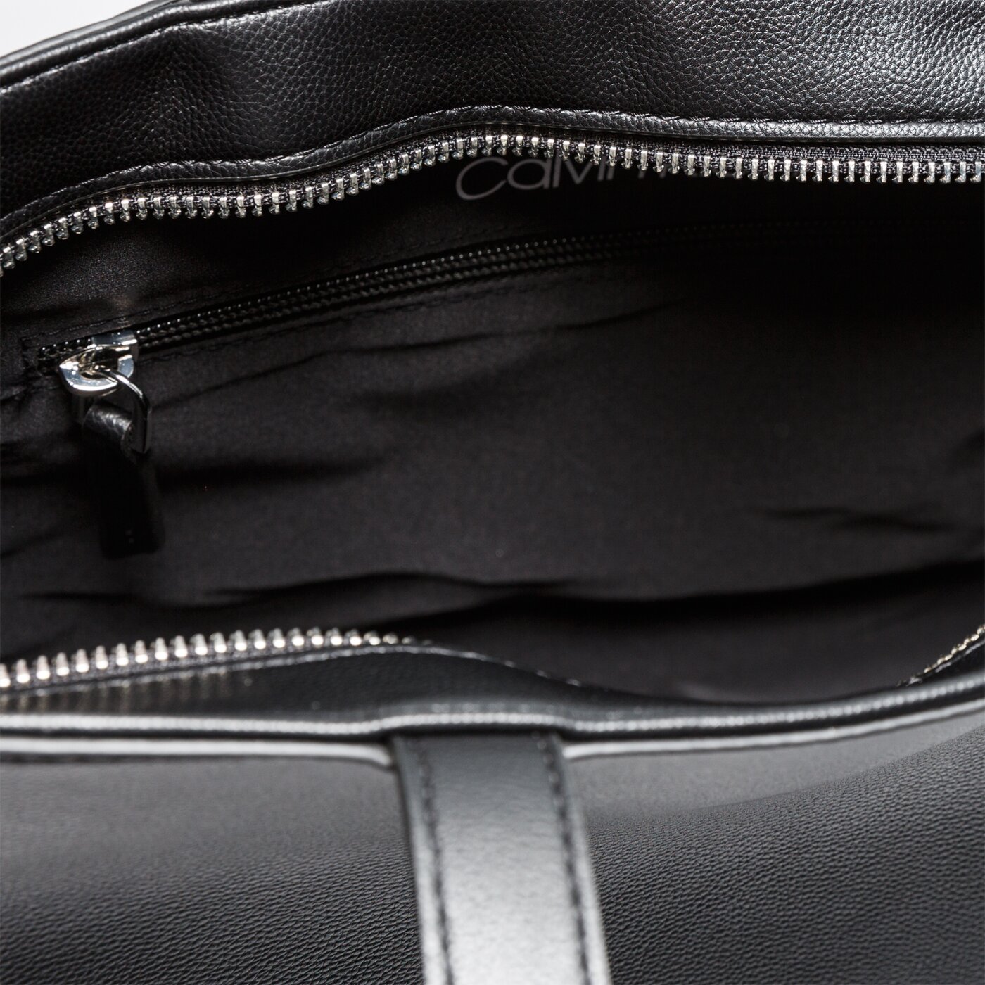 Damska torebka CALVIN KLEIN TOREBKA CK CHAIN SHOPPER k60k606684bax kolor czarny