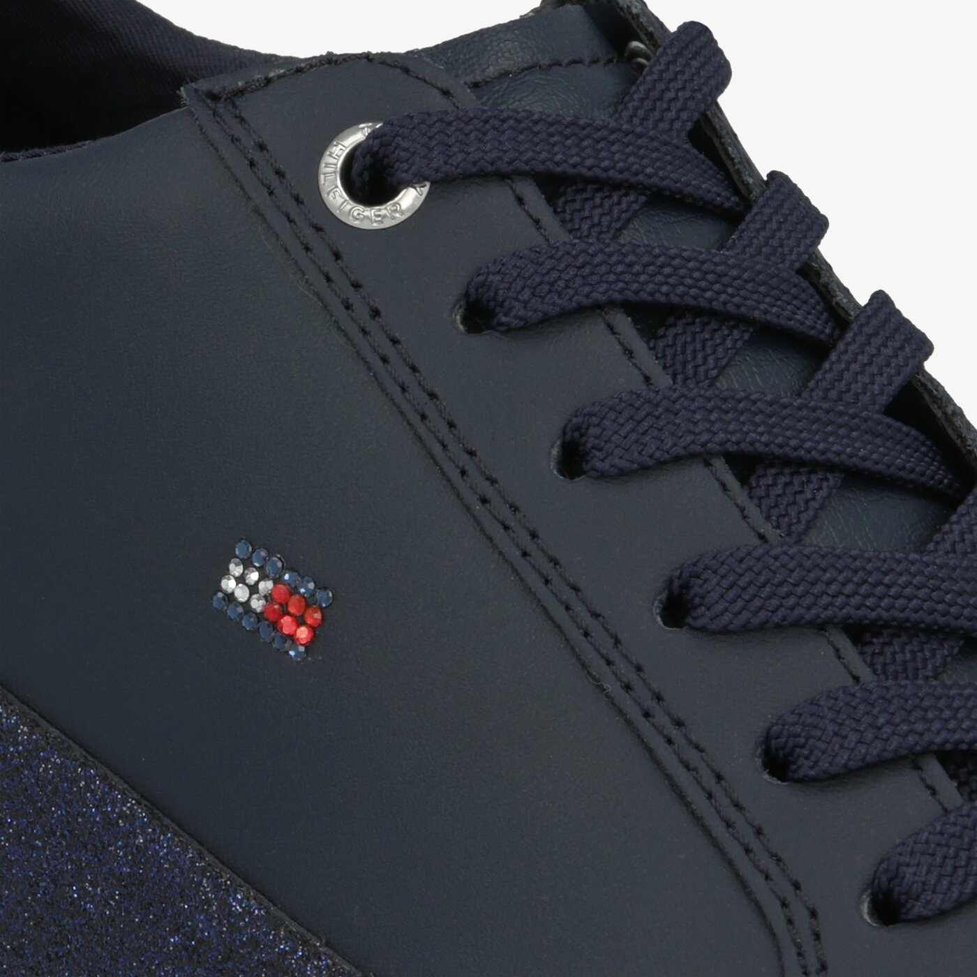 Damskie trampki TOMMY HILFIGER CORPORATE CRYSTAL DRESS SNEAKER fw0fw04296403 kolor granatowy