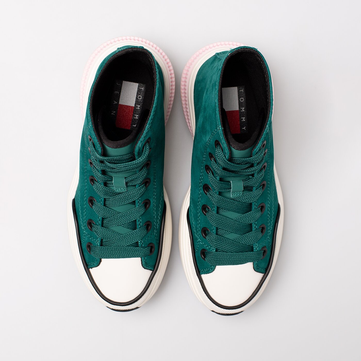 Damskie sneakersy (buty) TOMMY HILFIGER TOMMY JEANS NUBUK MID RUN CLEAT en0en01982l6o kolor zielony