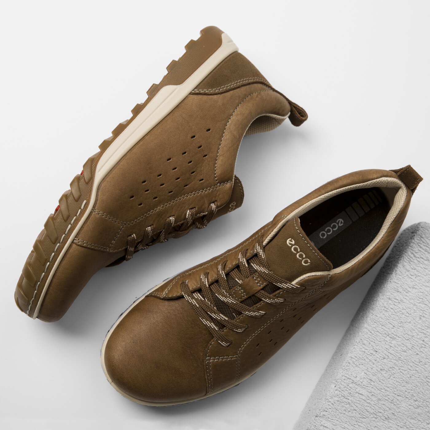 Męskie półbuty ECCO URBAN LIFESTYLE 83068458880 kolor brązowy
