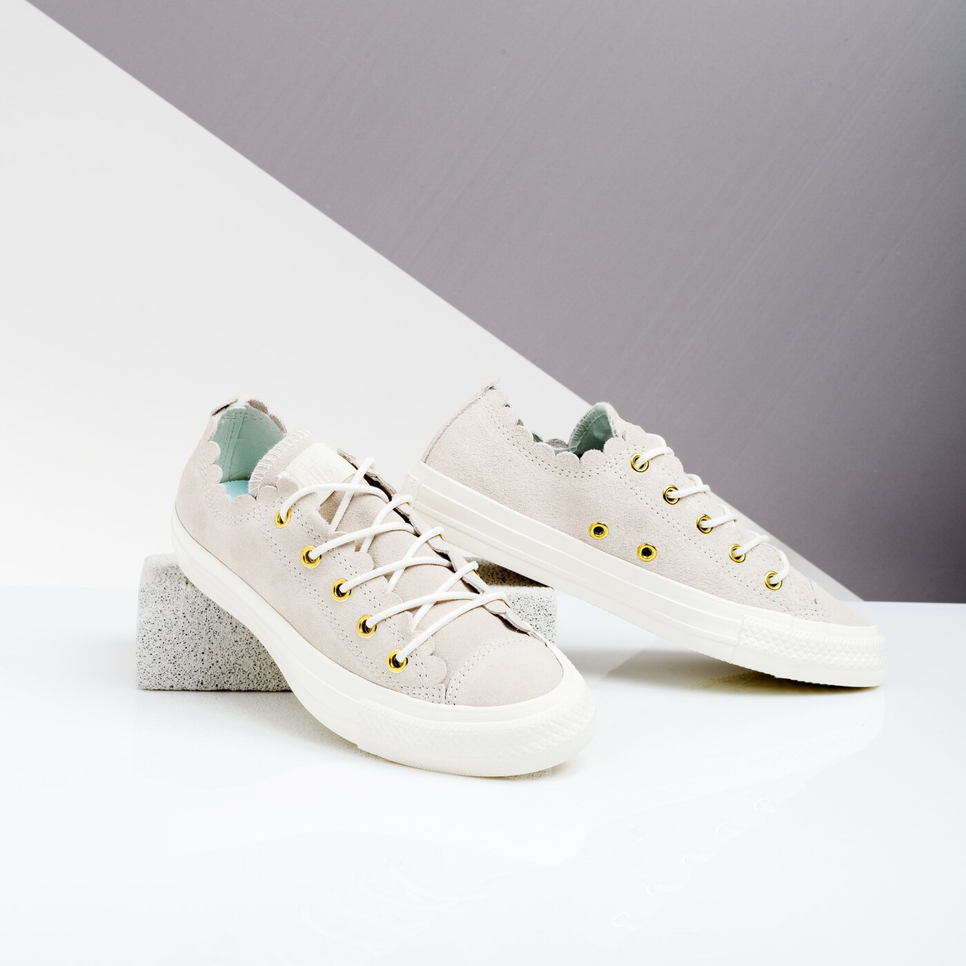 Damskie trampki CONVERSE CHUCK TAYLOR ALL STAR - SCALLOP c563418 kolor beżowy