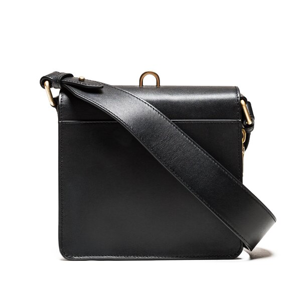 Damska torebka GUESS TORBA ALEXIS CROSSBODY FLAP hwalecl8321bla kolor czarny