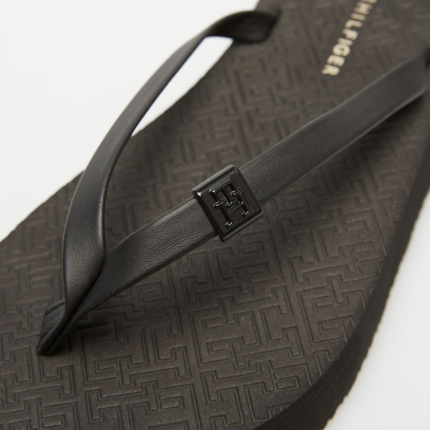 Damskie klapki TOMMY HILFIGER MONOGRAM BEACH SANDAL fw0fw07854bds kolor czarny