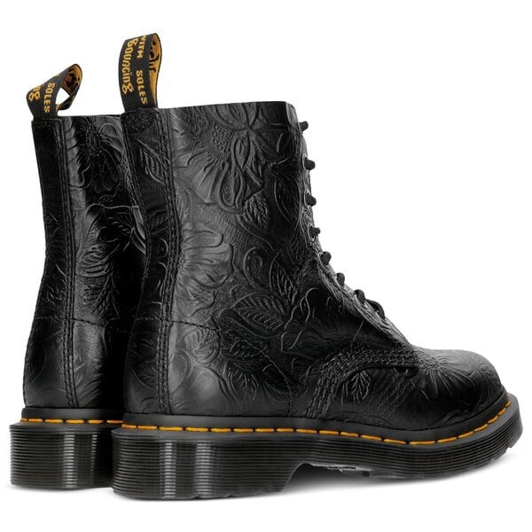 Damskie botki / sztyblety DR MARTENS 8 EYE BOOT 24002001 kolor czarny
