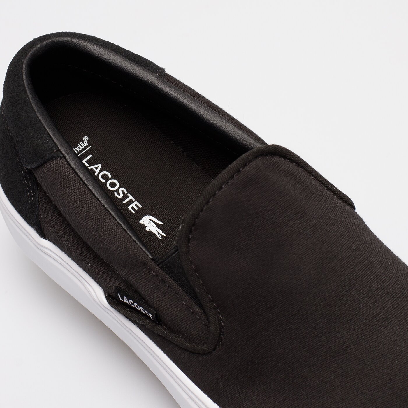 Damskie trampki LACOSTE JUMP SERVE SLP 1122 1 CFA 743cfa0017312 kolor czarny