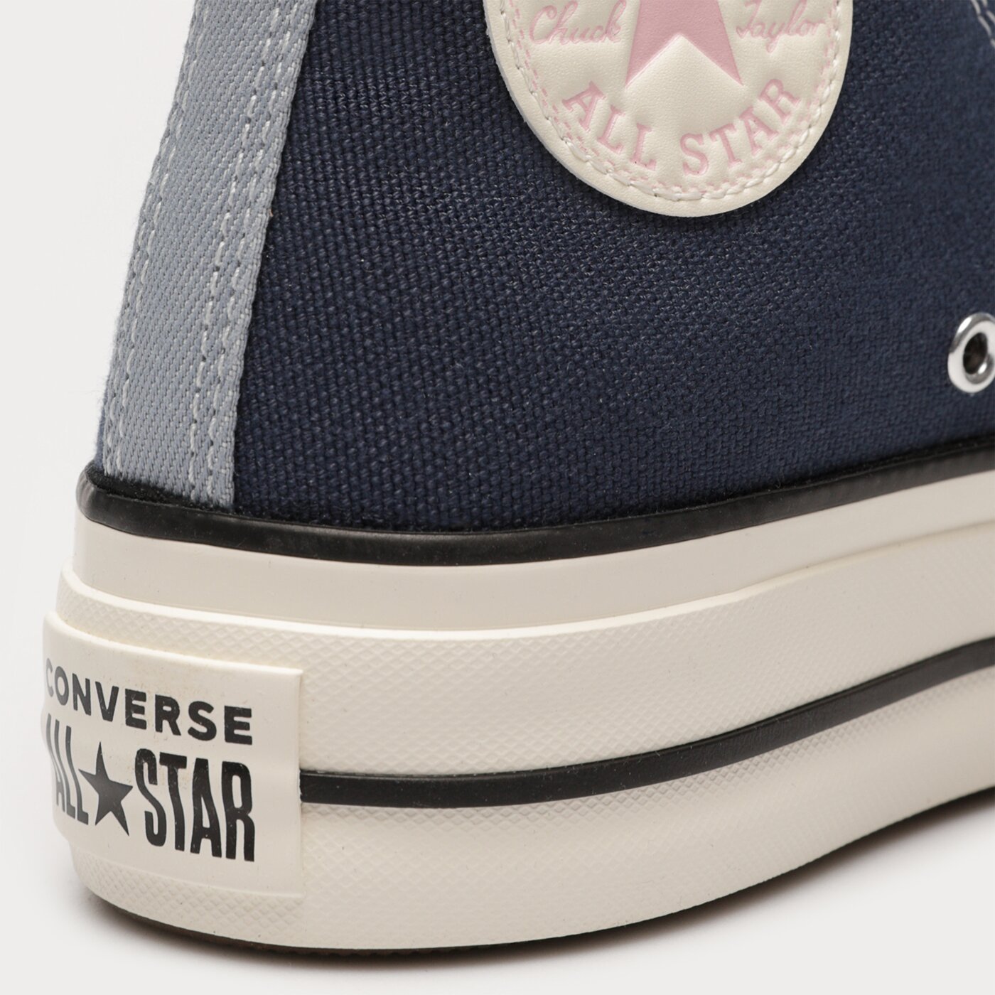 Damskie trampki CONVERSE CHUCK TAYLOR ALL STAR LIFT a03821c kolor granatowy