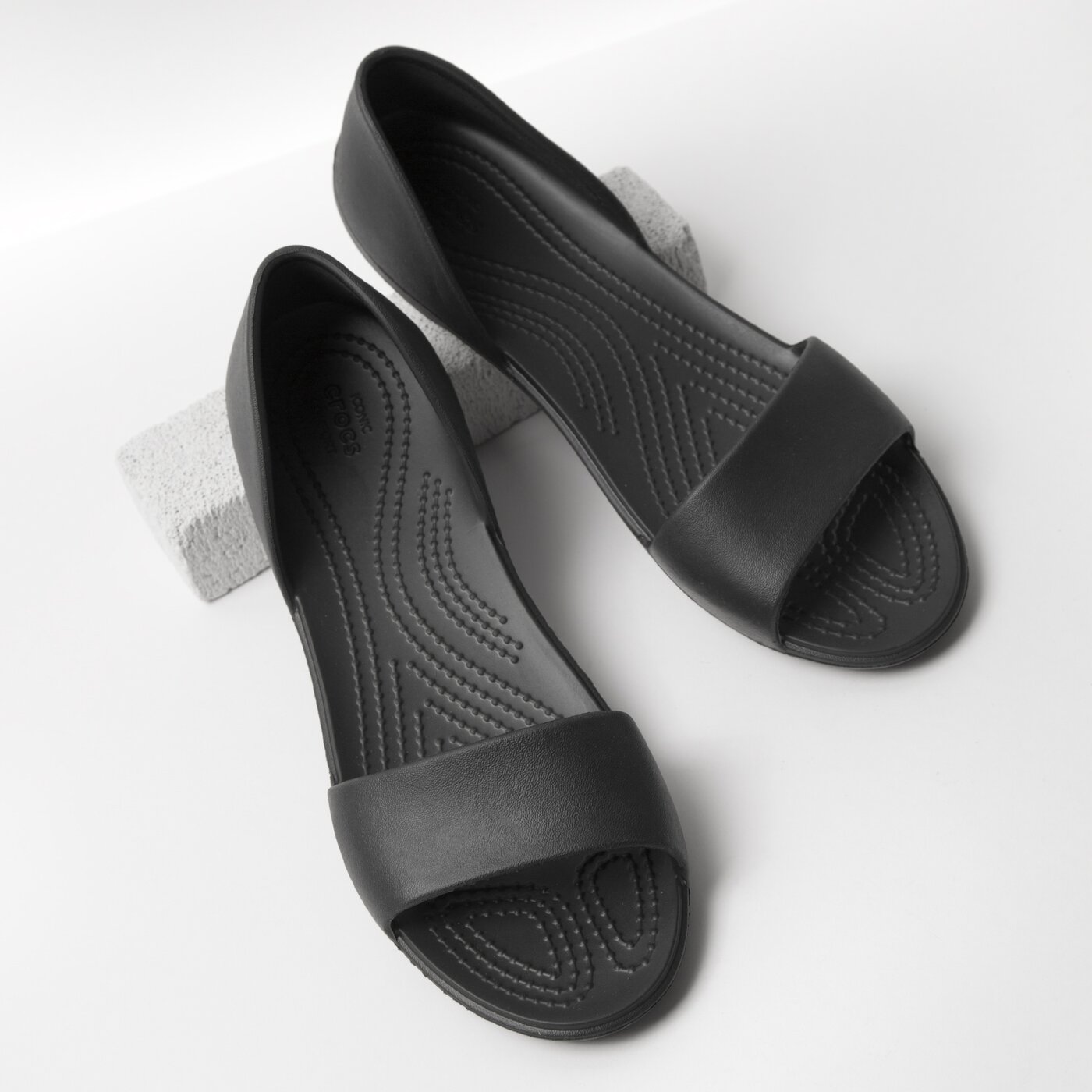 Damskie sandały CROCS LINA DORSAY 204291001 kolor czarny